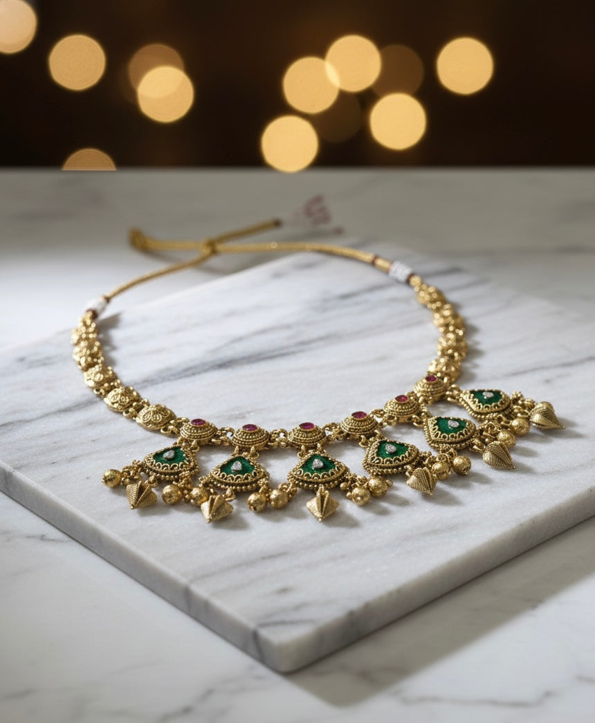 Heritage Anti-Tarnish Neckpiece Set
