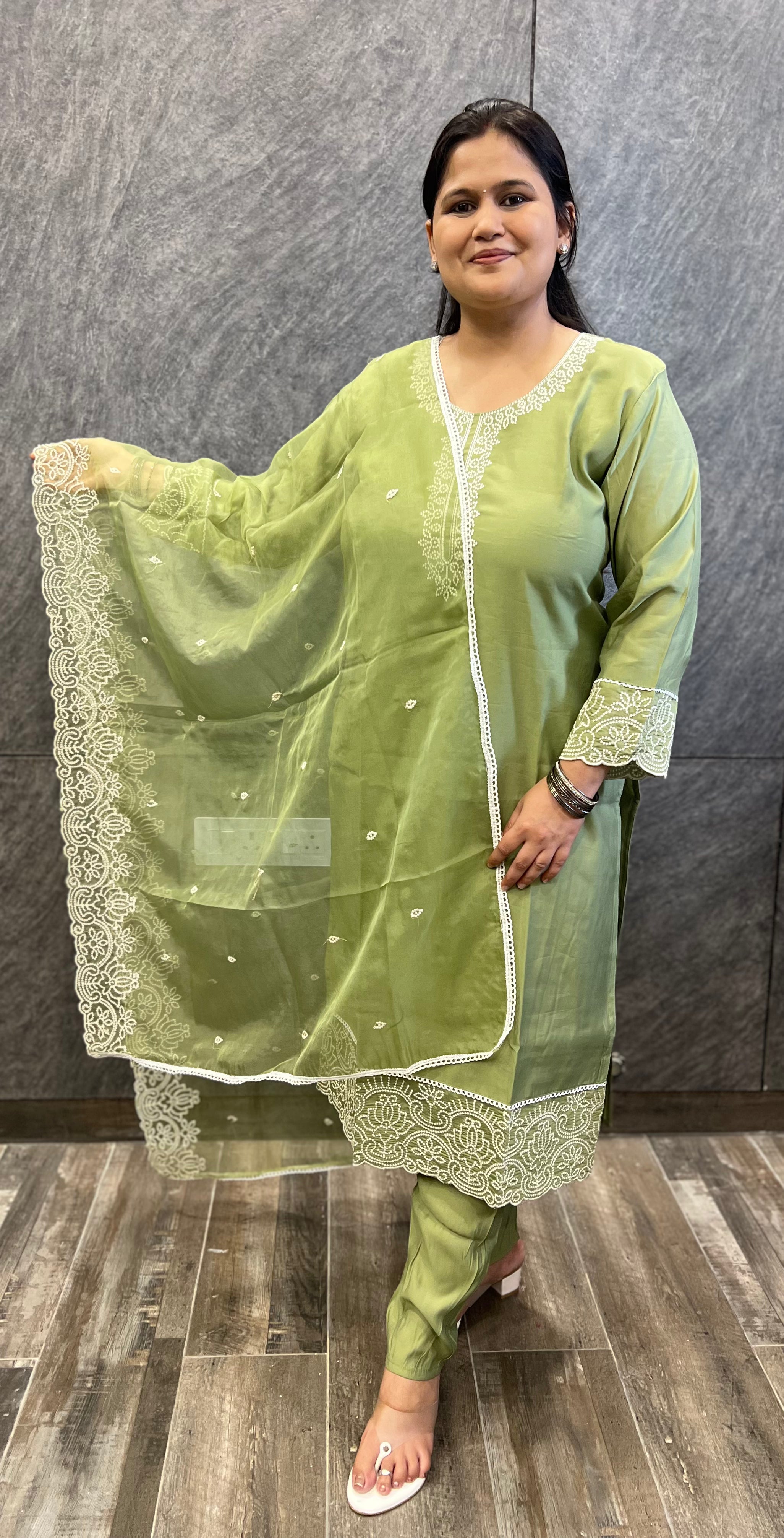 Green Suit Set with Embroidery on Kurta & Organza Dupatta