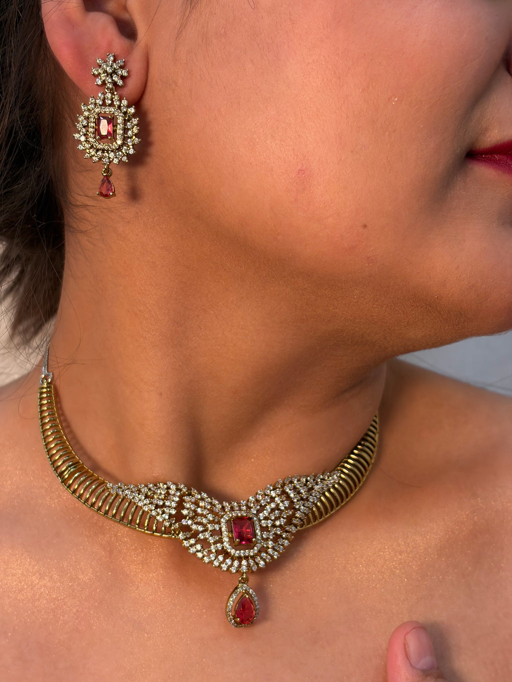 Wing Shaped Anti-Tarnish Neckpiece Set