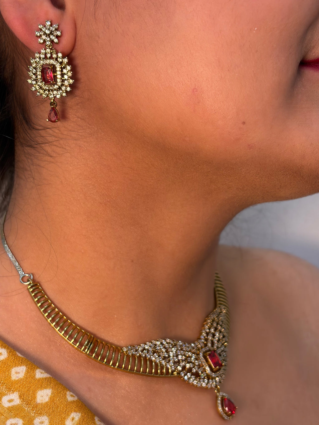 Wing Shaped Anti-Tarnish Neckpiece Set
