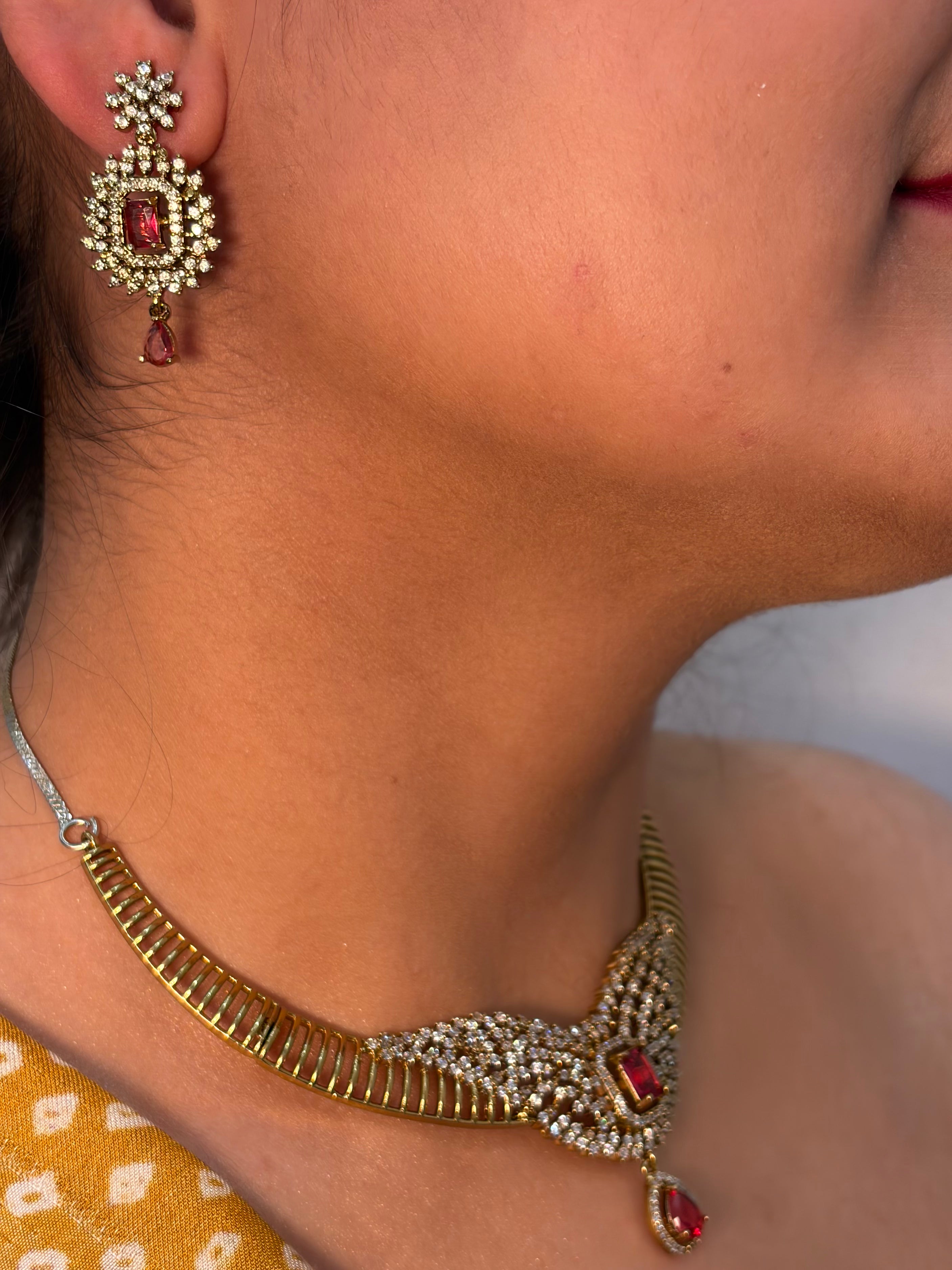 Wing Shaped Anti-Tarnish Neckpiece Set
