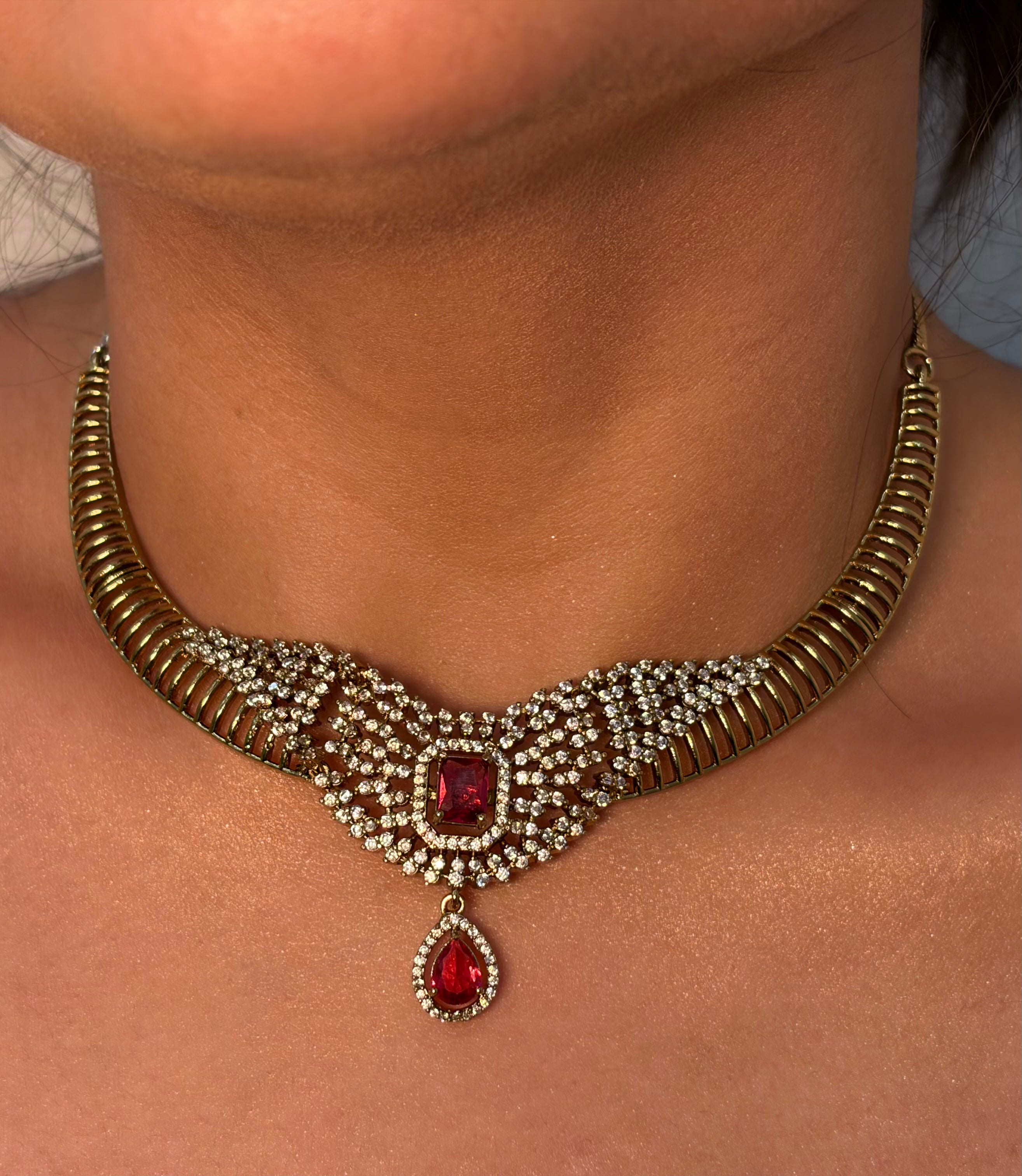 Wing Shaped Anti-Tarnish Neckpiece Set