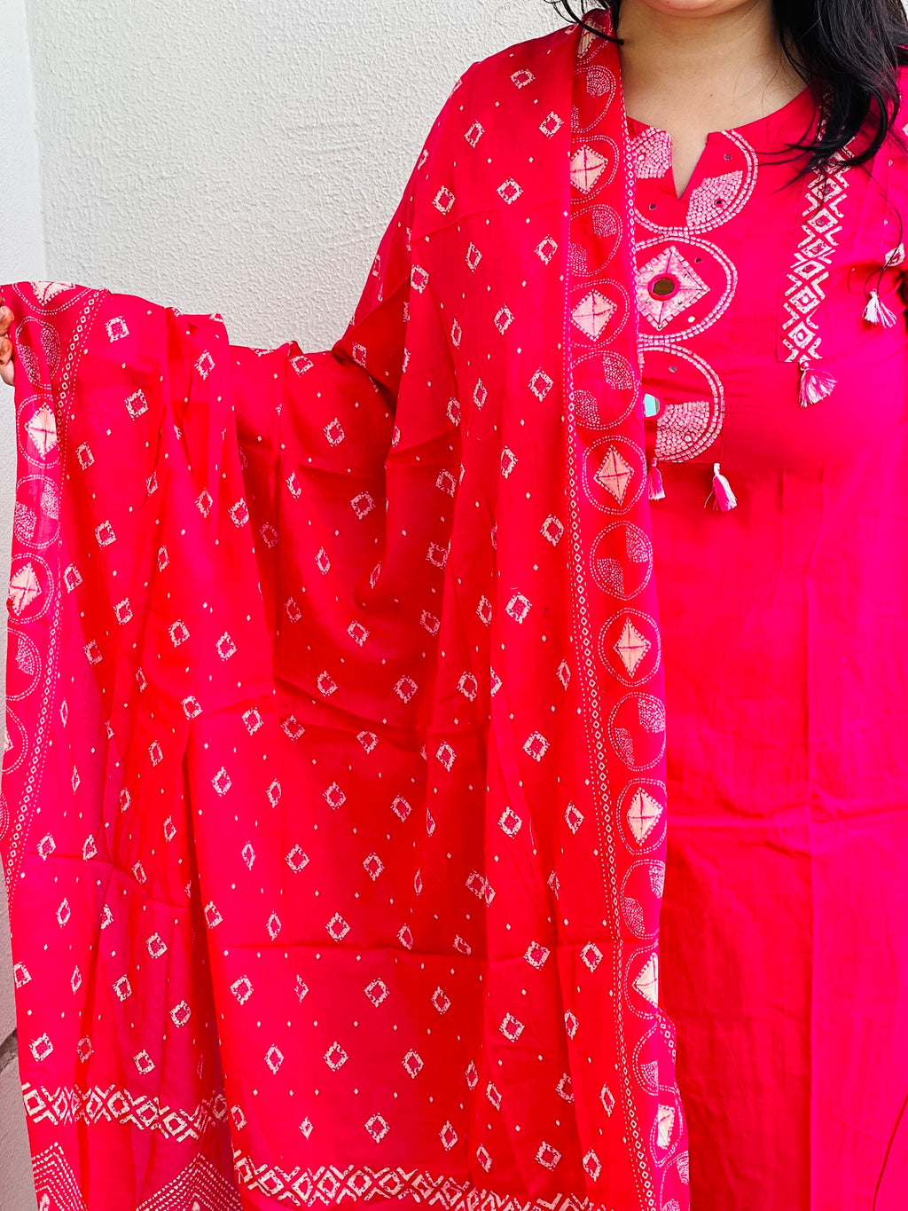 Pink Straight Fit Printed Cotton Suit Set