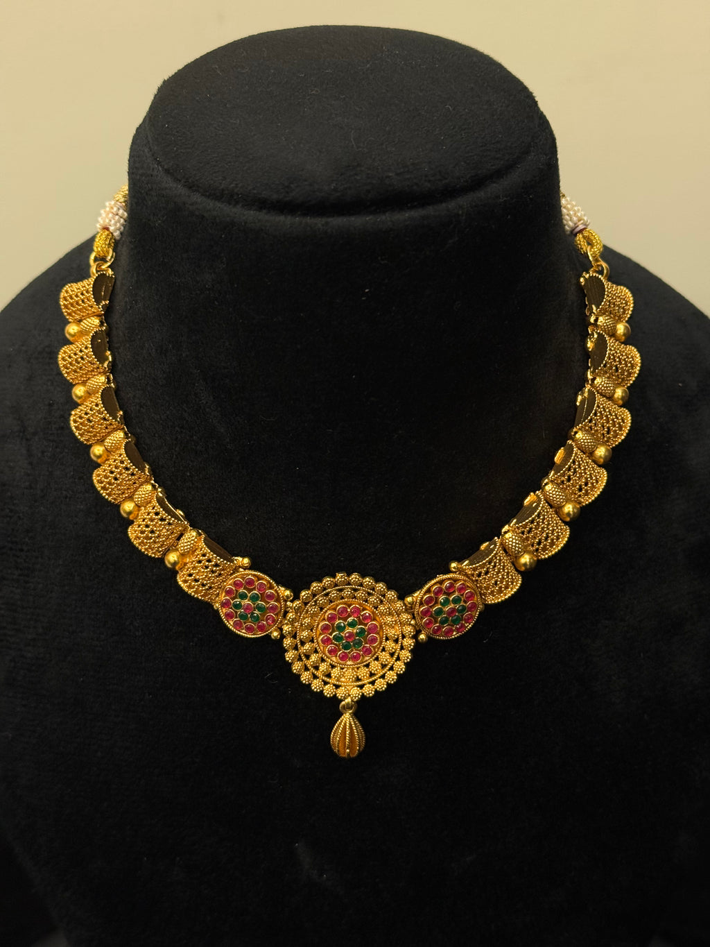 Traditional Anti-Tarnish Neckpiece Set