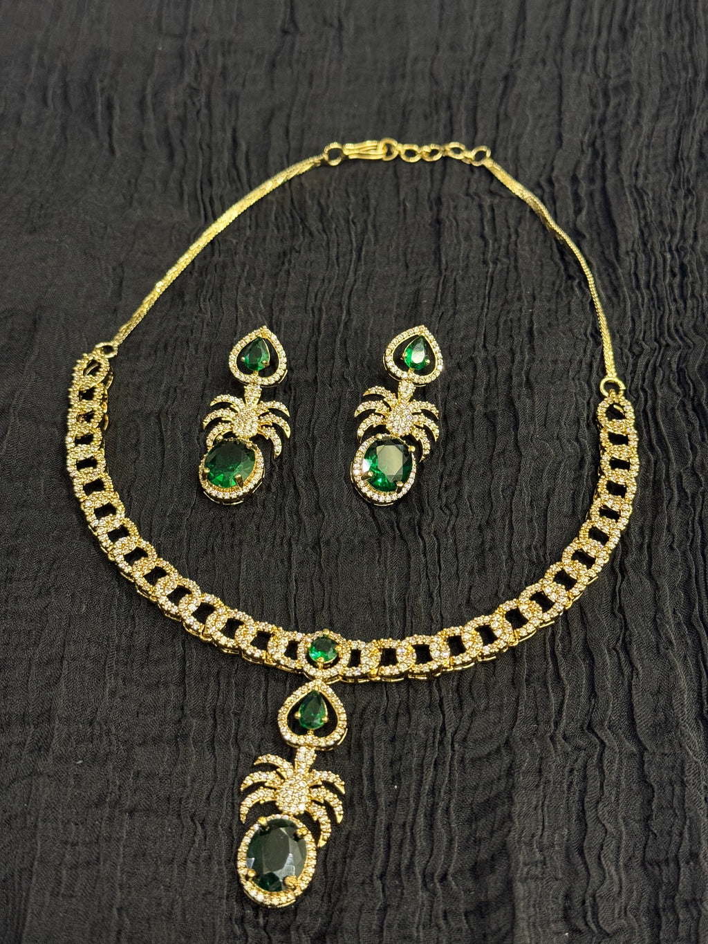 Modern Mehendi AD Neckpiece Set