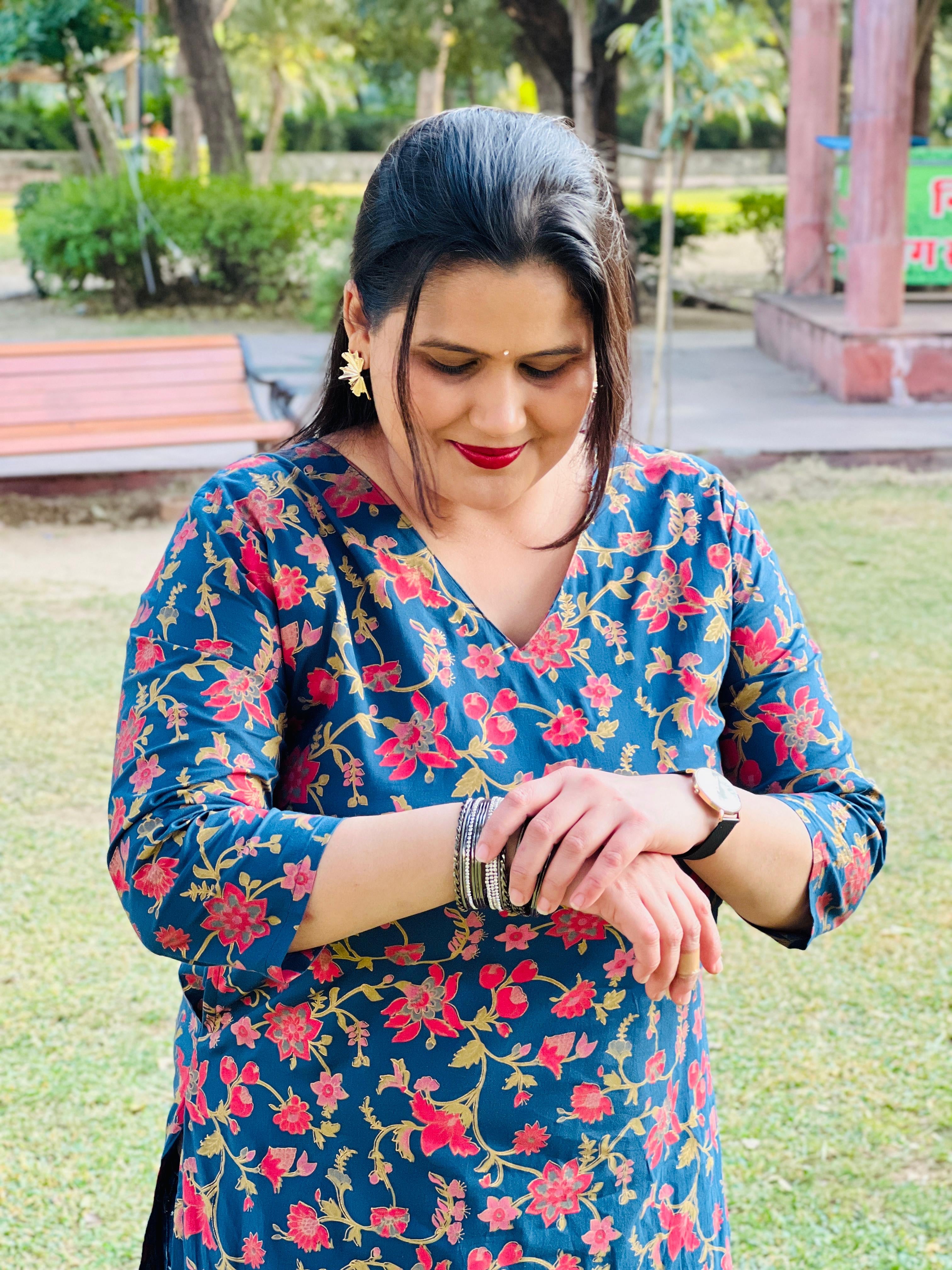 Blue V- Neck Printed Kurta